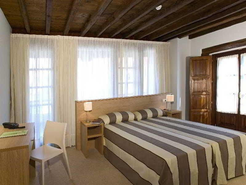 Posada La Robla La Cueva  Buitenkant foto